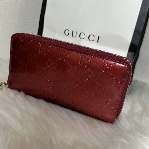 💯Authentic Gucci Zipped Around Long Wallet 🍀 - Picture 8 of 16